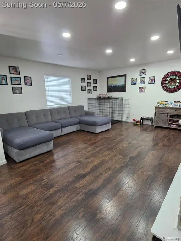 6456 Skylar, Waterford, MI 48327 - #3