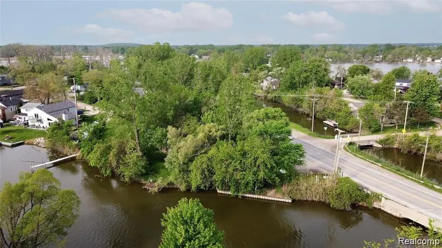 00000 Milliman, Rockwood, MI 48173 - #2
