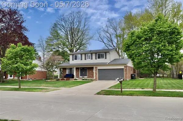5443 English, Troy, MI 48085