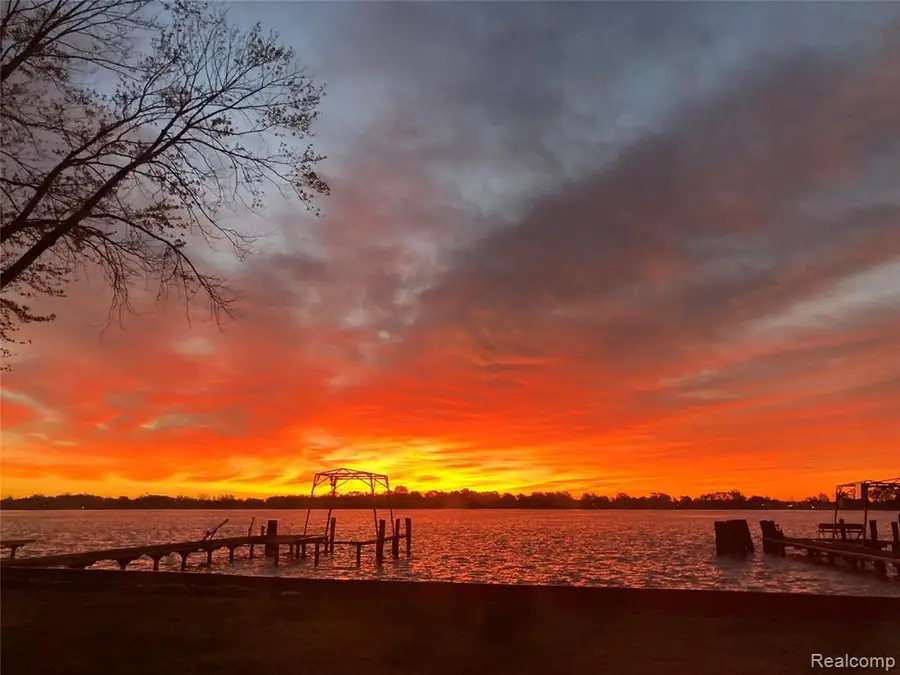 5435 Pointe, East China, MI 48054 - #2