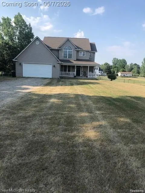 2267 Fawn Glen, Lapeer, MI 48446