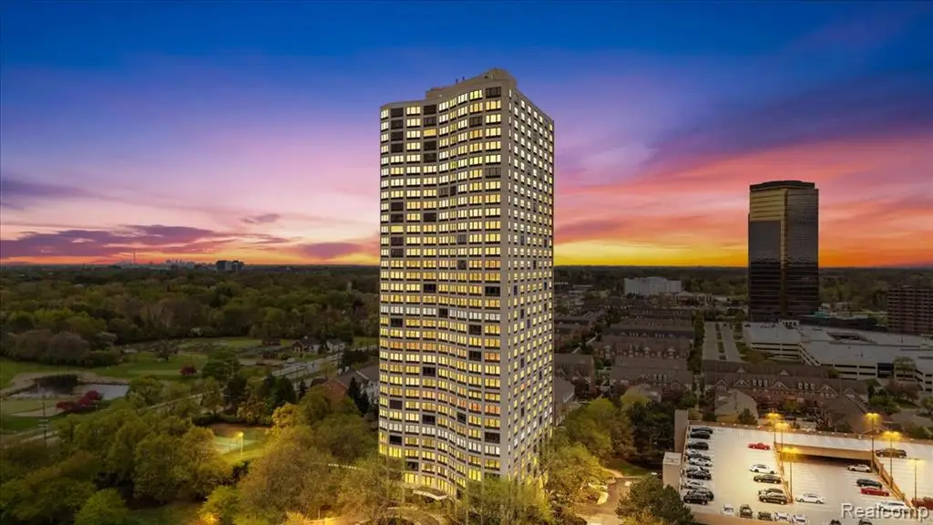 5000 Town #3303-3304, Southfield, MI 48075 - #1
