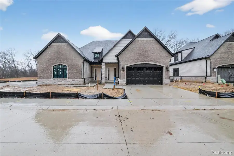 546 Maplehill, Rochester Hills, MI 48306 - #3