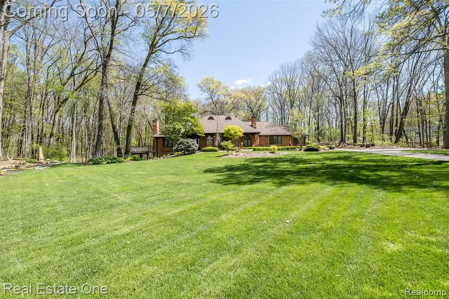 785 Old Milford Farms, Milford, MI 48381 - #2