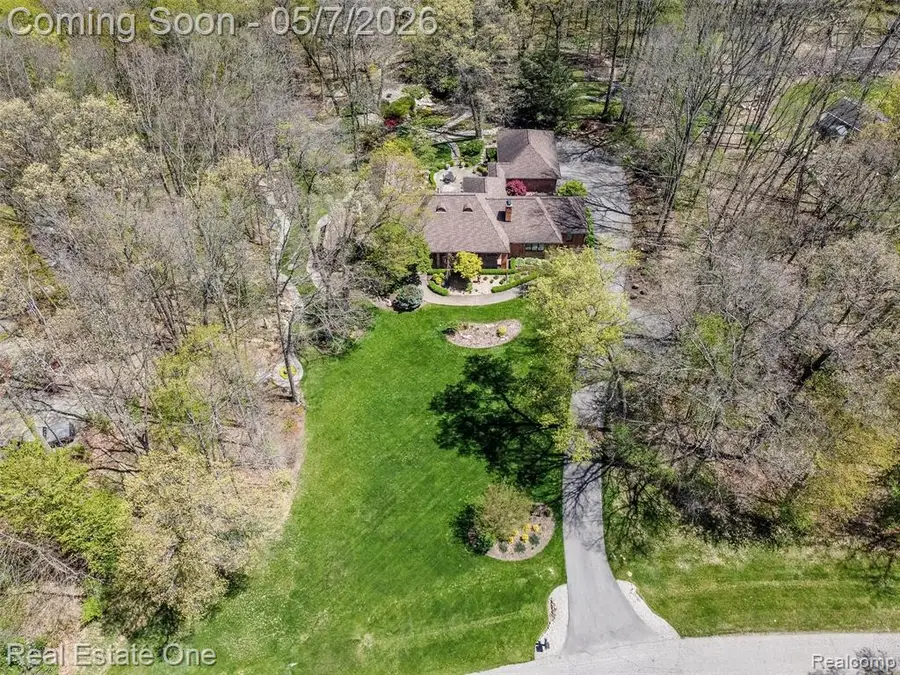 785 Old Milford Farms, Milford, MI 48381 - #3