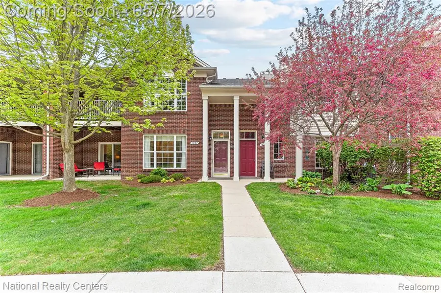 1637 Deepwood, Rochester, MI 48307 - #2