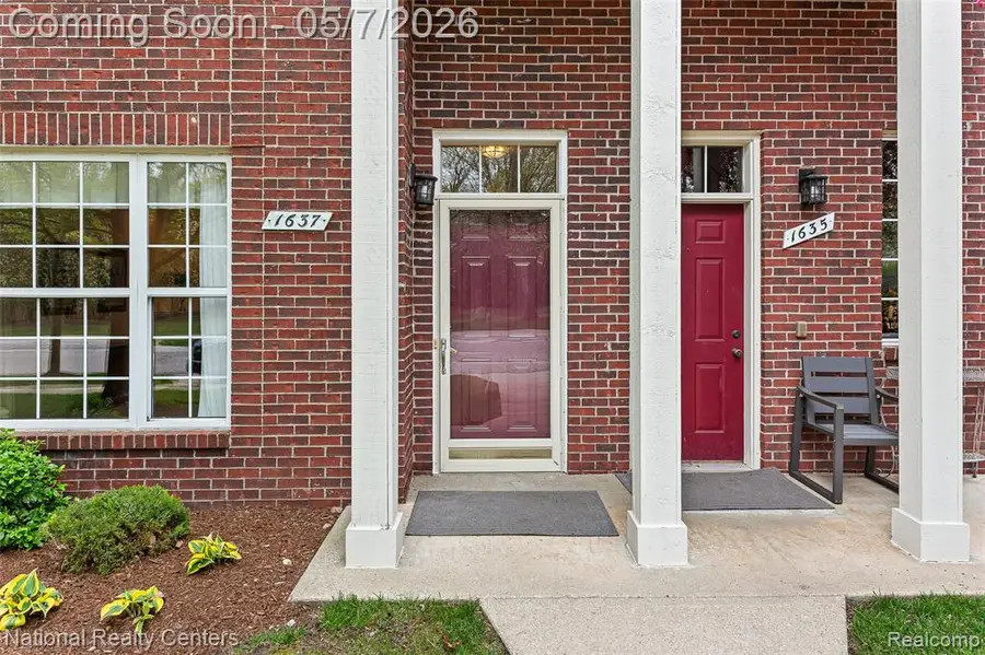 1637 Deepwood, Rochester, MI 48307 - #3