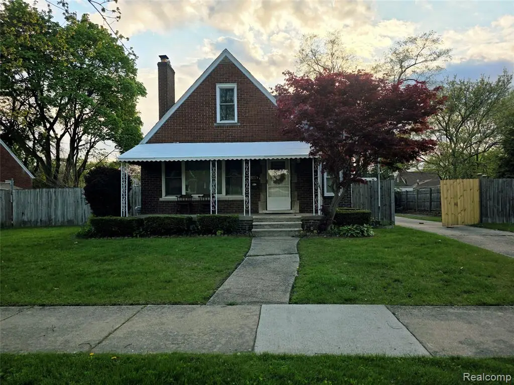 21259 Cyman, Warren, MI 48091 - #1