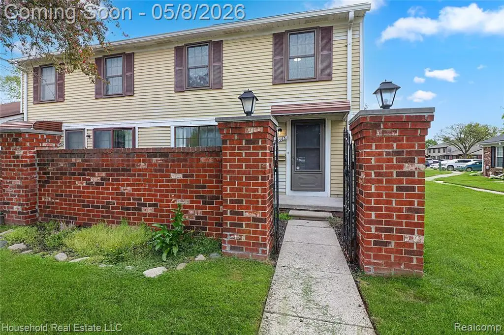 39363 Heatherheath, Clinton Township, MI 48038 - #1