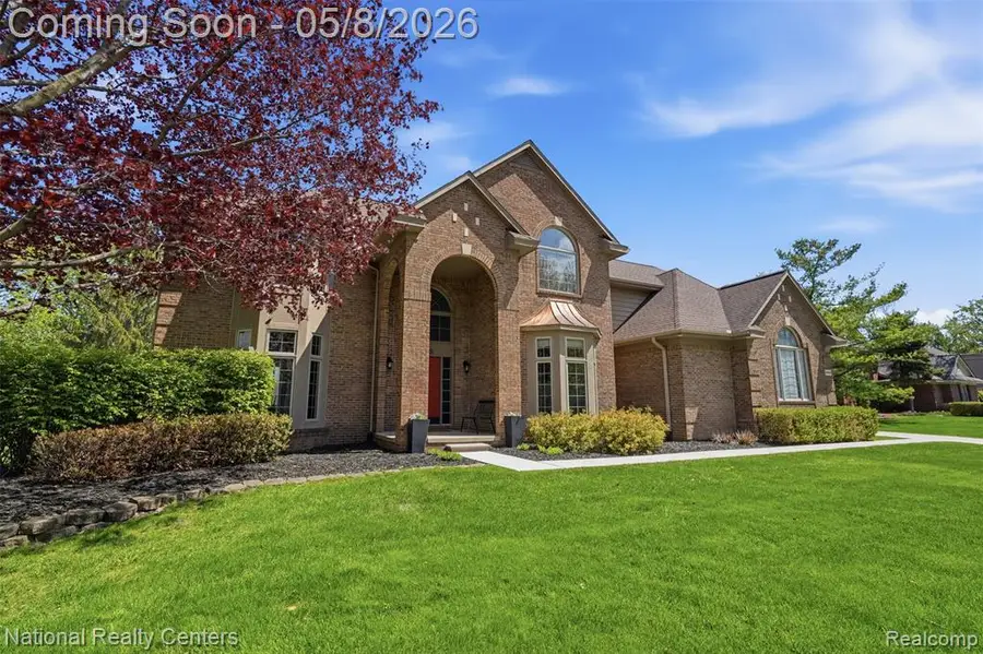 24282 Lynwood, Novi, MI 48374 - #2