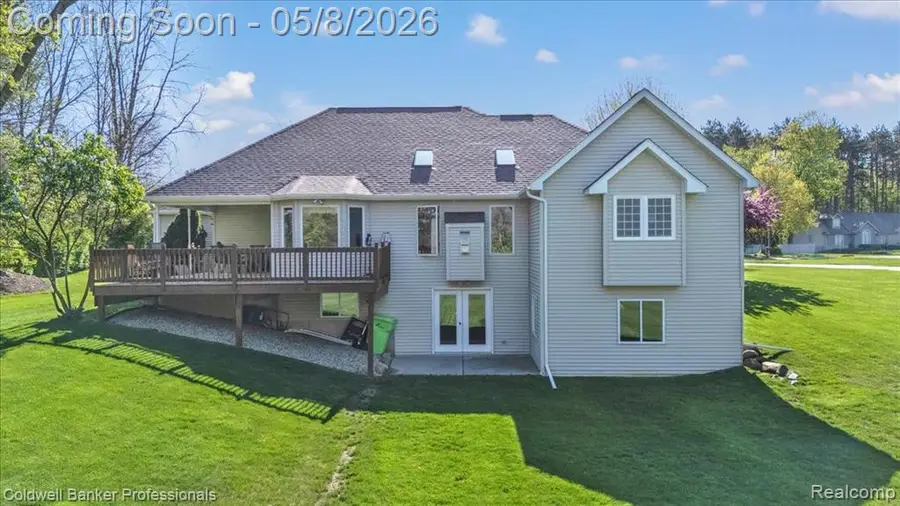 2243 Ridgemoor, Burton, MI 48509 - #3