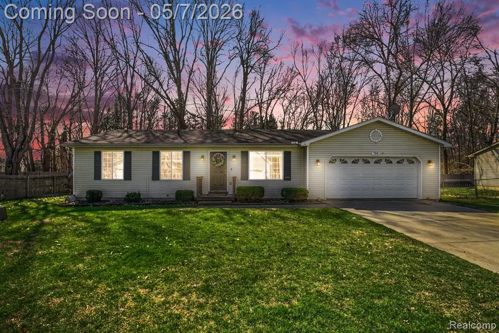 790 Luna, Lake Orion, MI 48362 - #1
