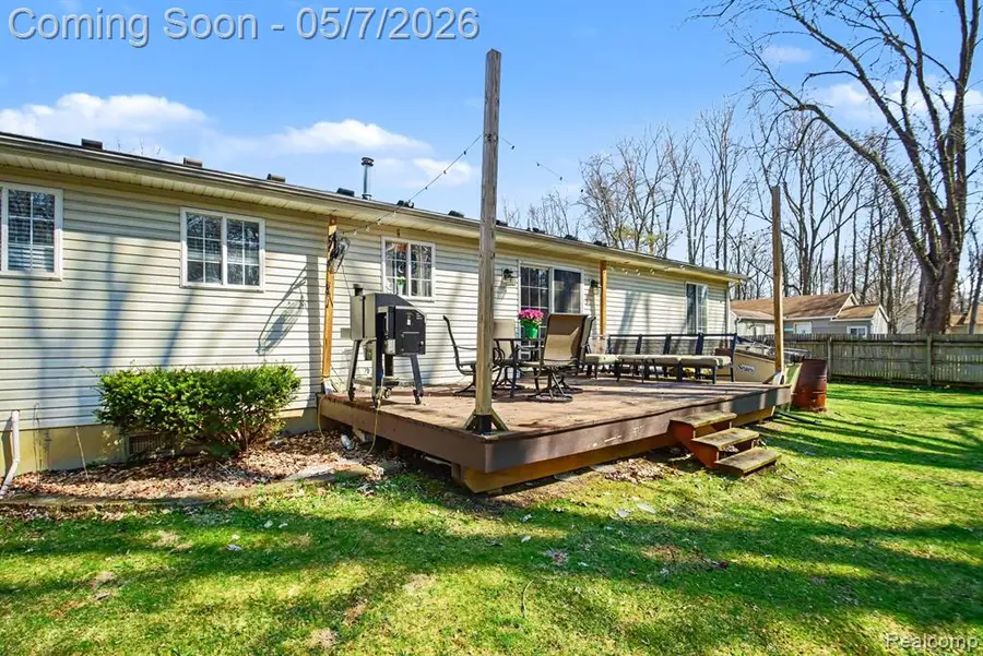 790 Luna, Lake Orion, MI 48362 - #3