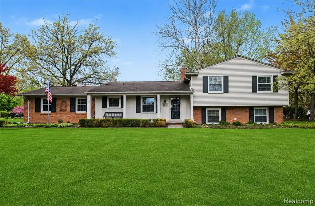 2641 Townhill, Troy, MI 48084 - #1