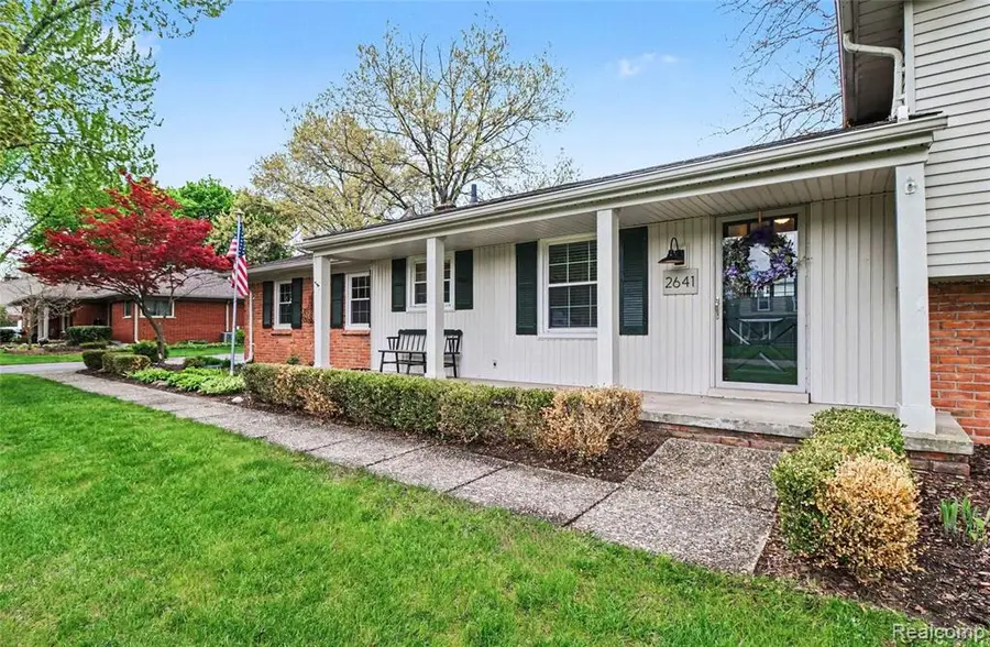 2641 Townhill, Troy, MI 48084 - #2
