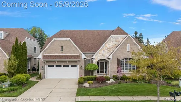 4145 Chatfield, Troy, MI 48098