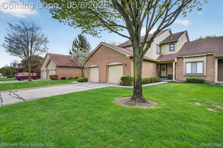 537 Tennyson, Rochester Hills, MI 48307 - #3