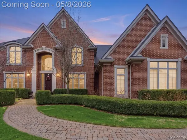 3881 Trout Creek, Oakland, MI 48363