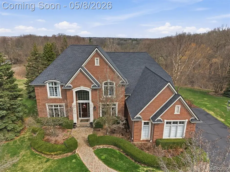 3881 Trout Creek, Oakland, MI 48363 - #2