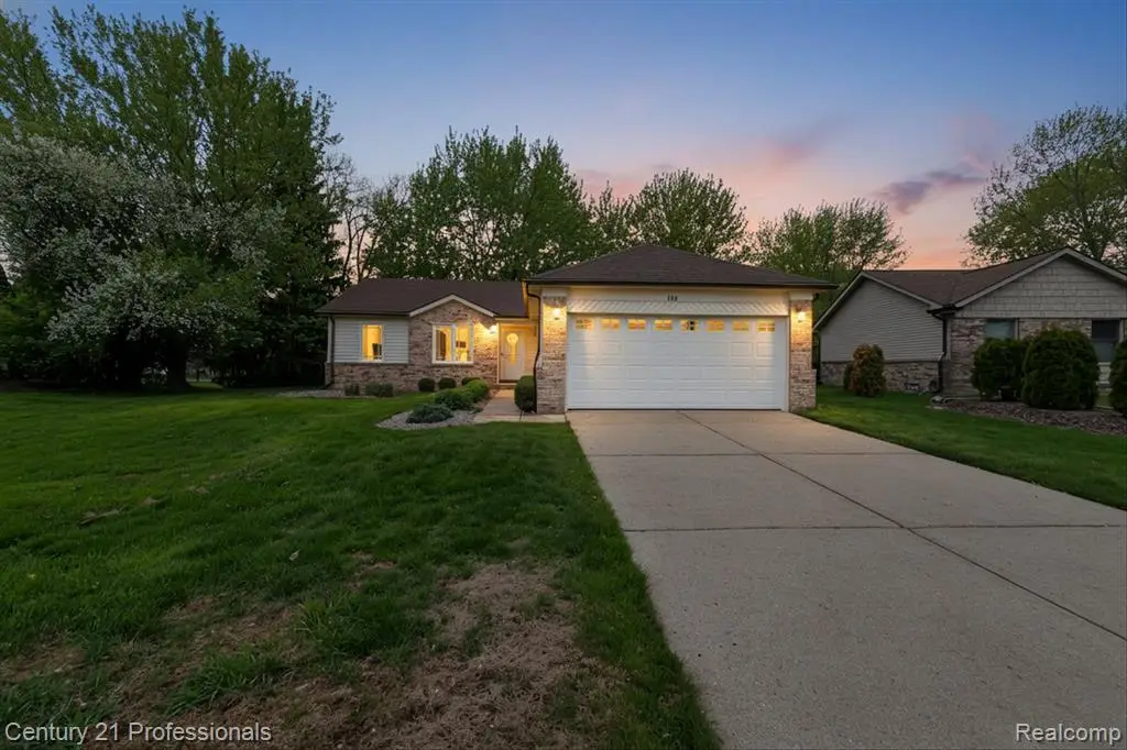 134 Foxboro, Rochester Hills, MI 48309 - #1