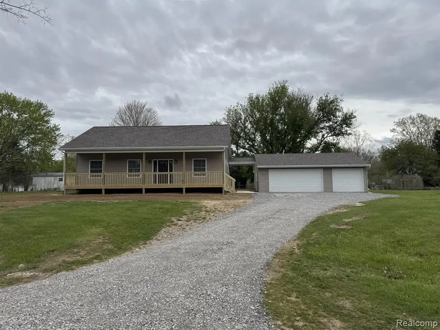 1939 Manchester, Lapeer, MI 48446 - #2
