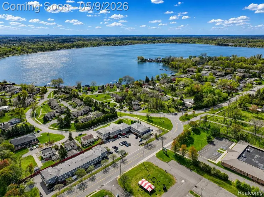 114 Ladd, Walled Lake, MI 48390 - #2