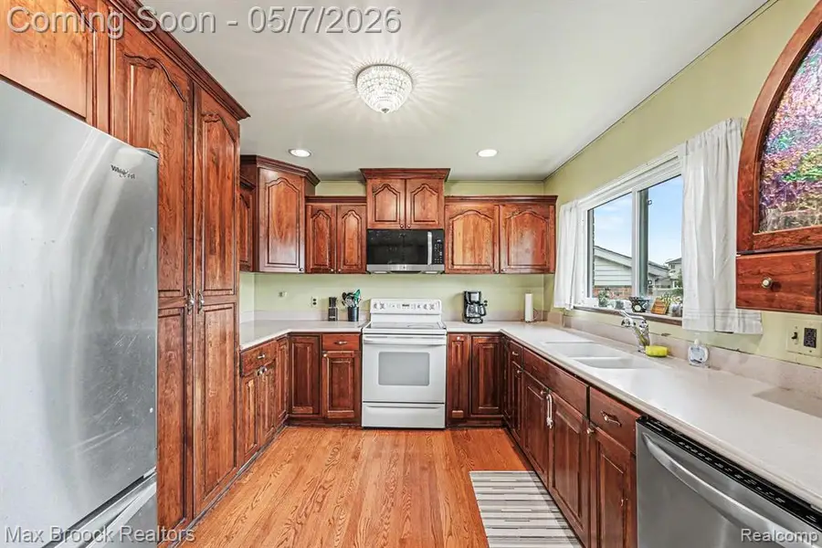 9642 Sharon, Taylor, MI 48180 - #3