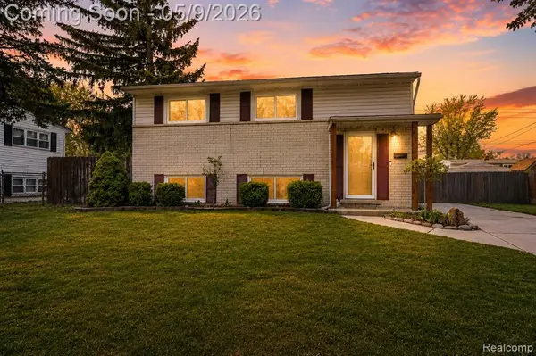 529 John Rolfe, Monroe, MI 48162