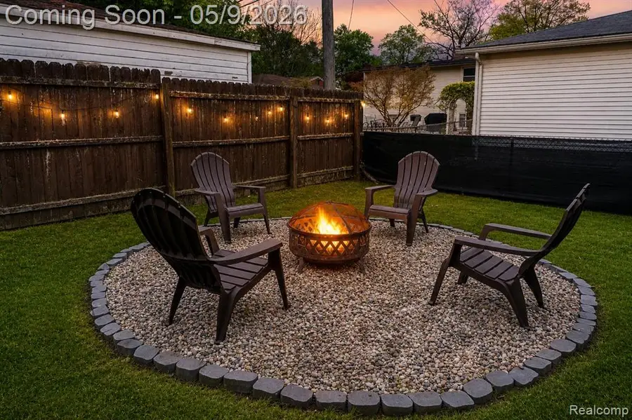 529 John Rolfe, Monroe, MI 48162 - #2