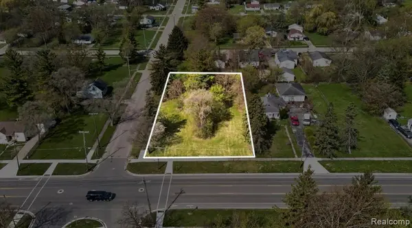 3261 Sheridan, Saginaw, MI 48601