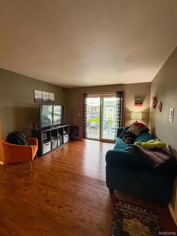 10077 Allen Pointe, Allen Park, MI 48101 - #2