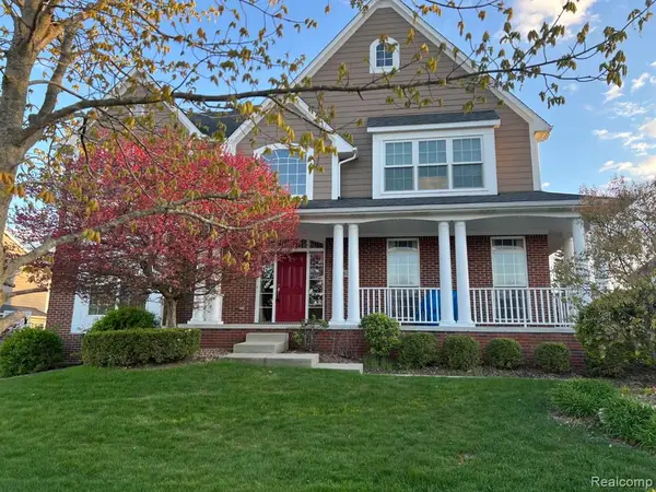 7325 Village Park, Clarkston, MI 48346