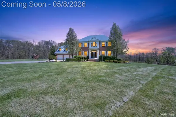 7156 Manor, Fowlerville, MI 48836