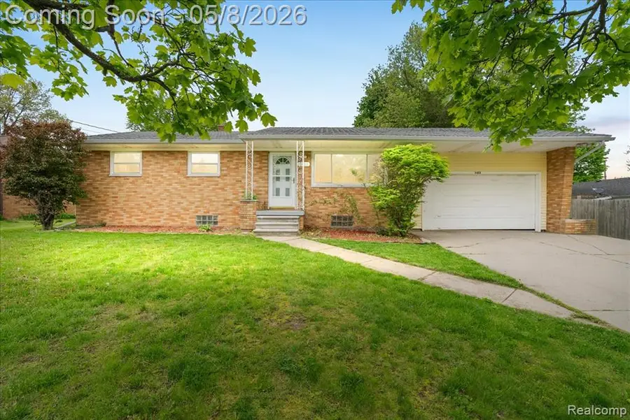 2413 Kuerbitz, Lansing, MI 48906 - #2