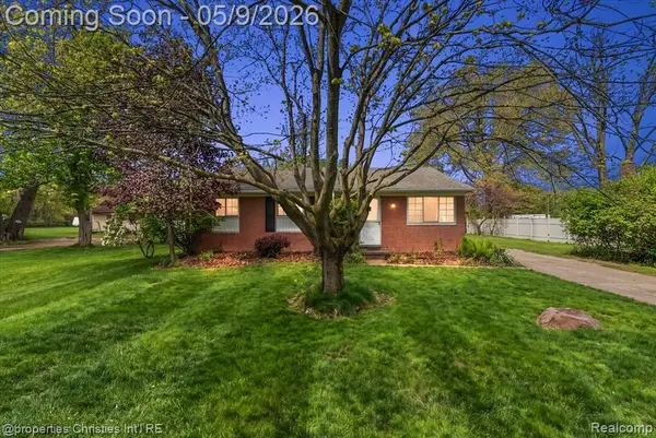 5894 Heyer, Romulus, MI 48174