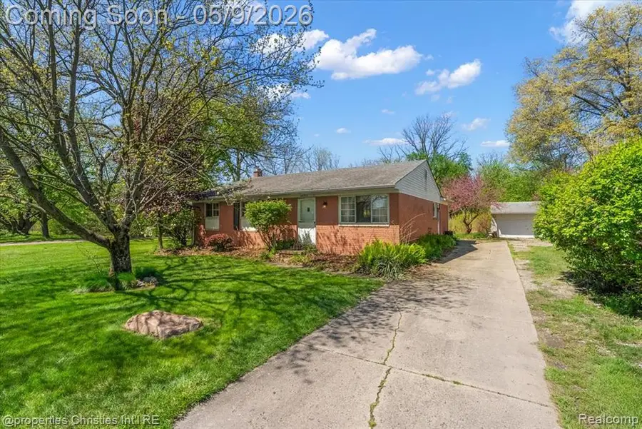 5894 Heyer, Romulus, MI 48174 - #3
