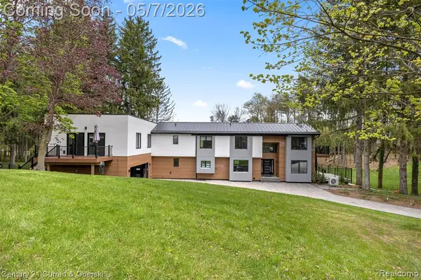 10459 Hyne, Brighton, MI 48114