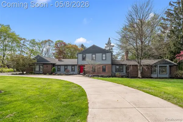 3937 Englewood, West Bloomfield, MI 48323