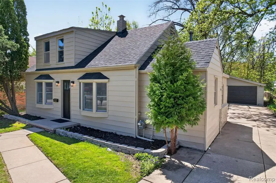 22606 Liberty, Saint Clair Shores, MI 48080 - #3