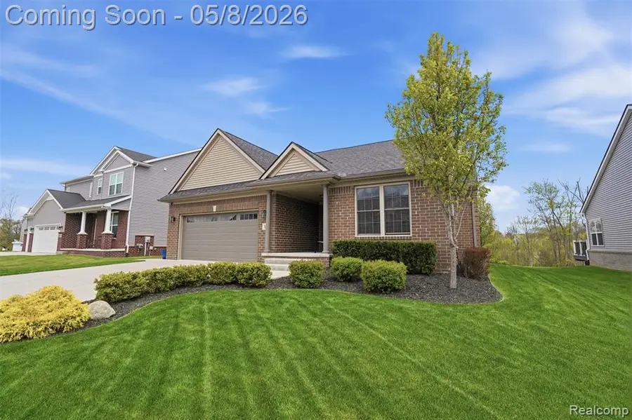 826 Kestrel, South Lyon, MI 48178 - #3