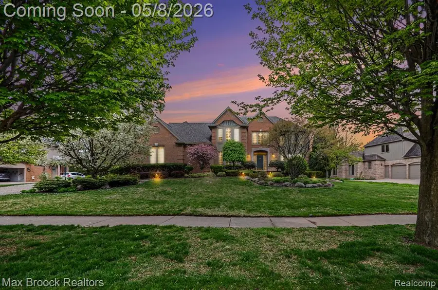 5824 Clearview, Troy, MI 48098 - #2