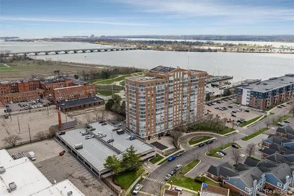 250 E Harbortown #1209, Detroit, MI 48207