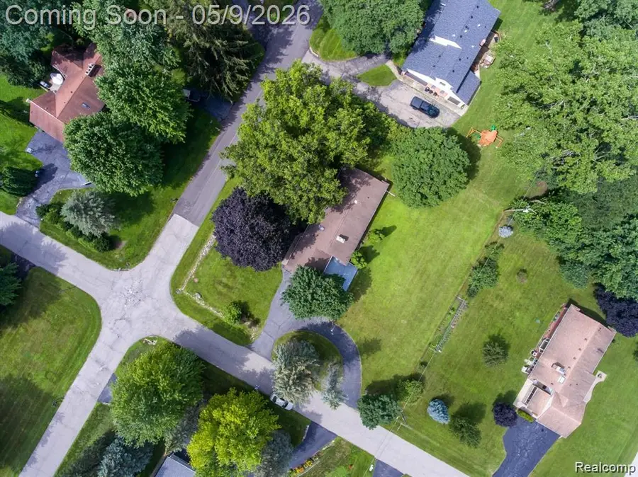 1239 Ashover, Bloomfield Hills, MI 48304 - #2