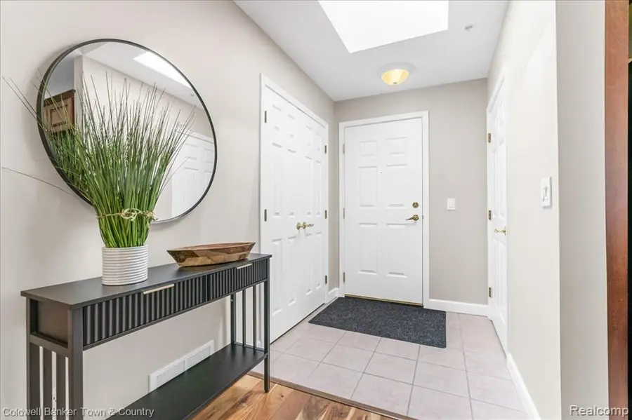 220 Mac #411, East Lansing, MI 48823 - #3