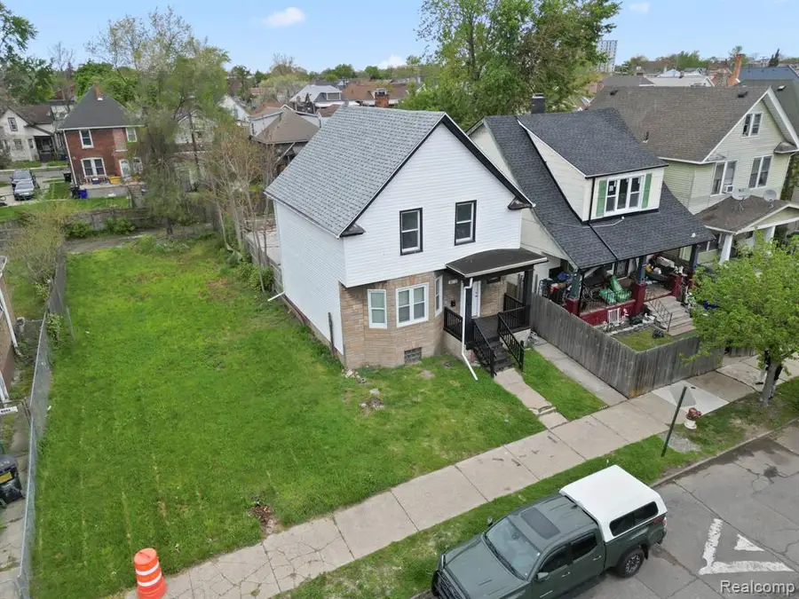 8072 Senator, Detroit, MI 48209 - #3