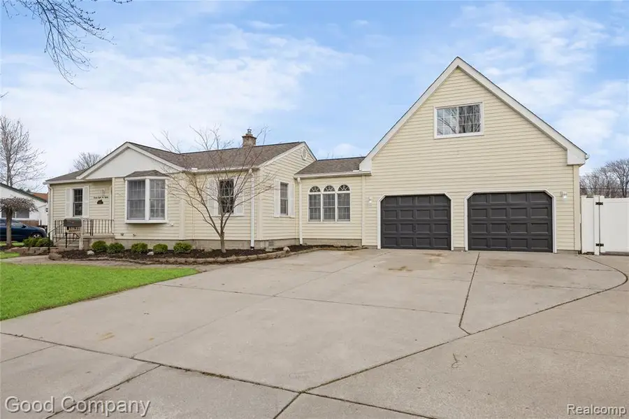28280 Roy, Saint Clair Shores, MI 48081 - #2