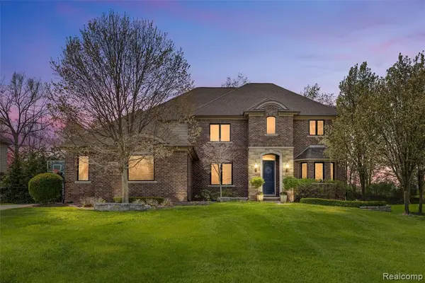 2862 Bay Hill, Oakland, MI 48363
