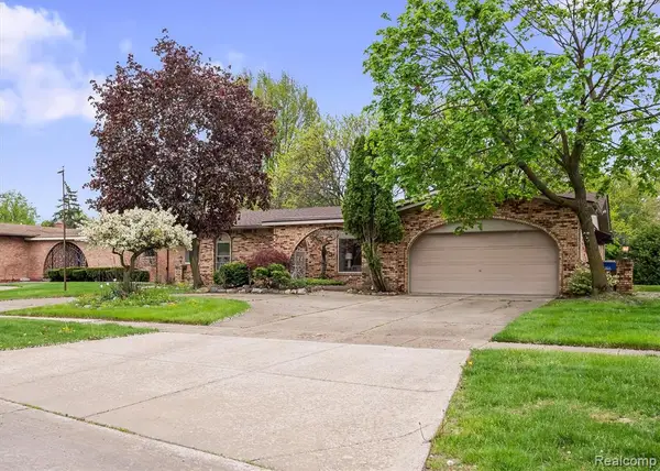 11326 Common, Warren, MI 48093