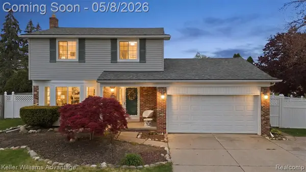 41295 Beechwood, Clinton Township, MI 48038