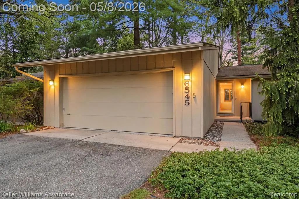 6545 Red Cedar, West Bloomfield, MI 48324 - #1